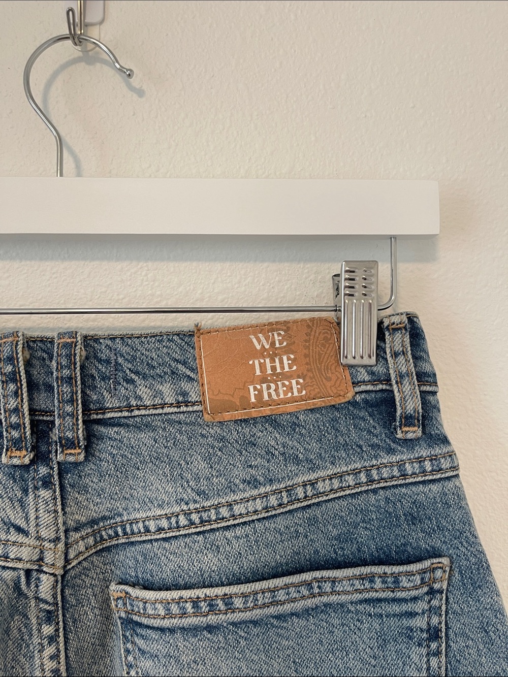 We The Free Risk Taker Mid Rise Jean - Picture 4 of 4